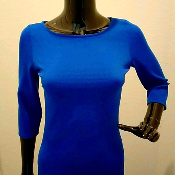 Dress - Picture 1 of 3